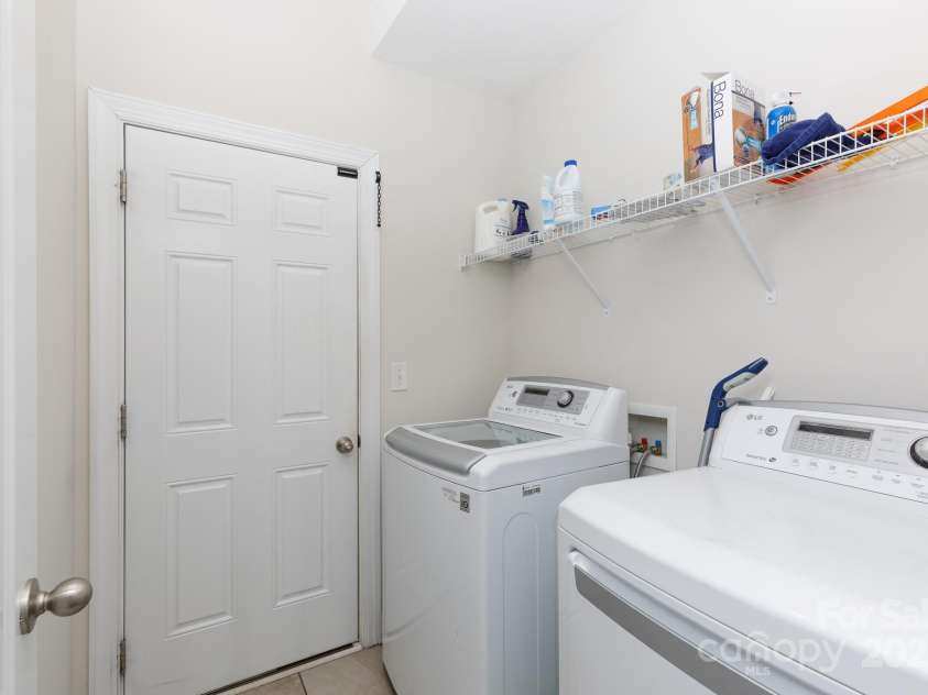 679 Cape Fear Street, Fort Mill, SC 29715.  MLS# CAR4265382, YatesRealty ID 18856. 