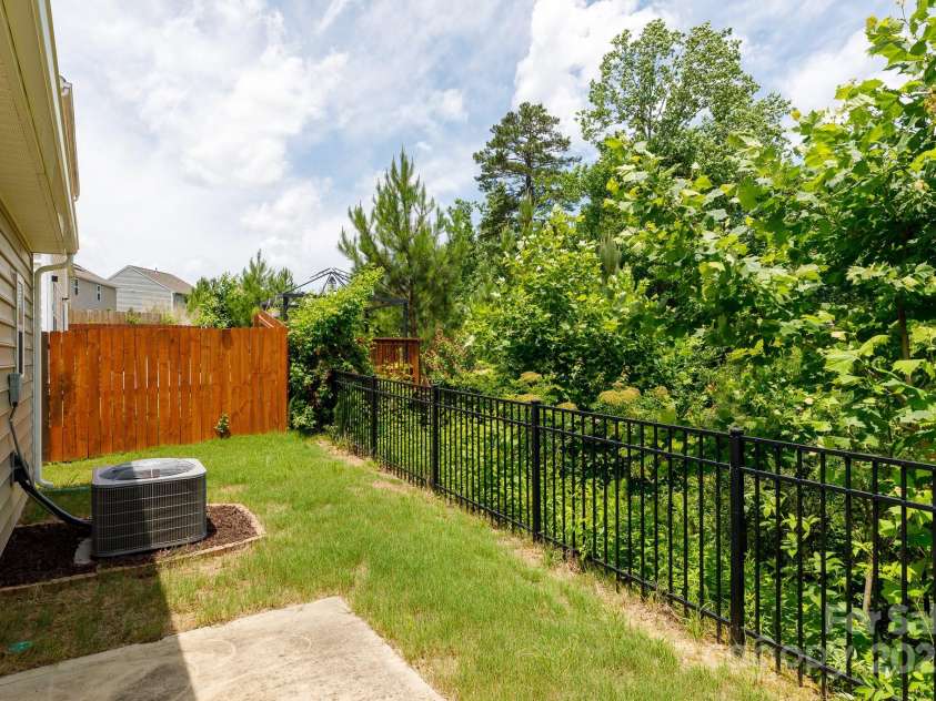 679 Cape Fear Street, Fort Mill, SC 29715.  MLS# CAR4265382, YatesRealty ID 18856. 