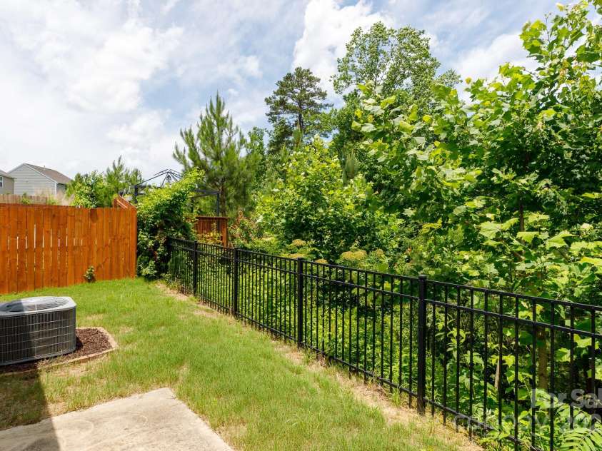 679 Cape Fear Street, Fort Mill, SC 29715.  MLS# CAR4265382, YatesRealty ID 18856. 