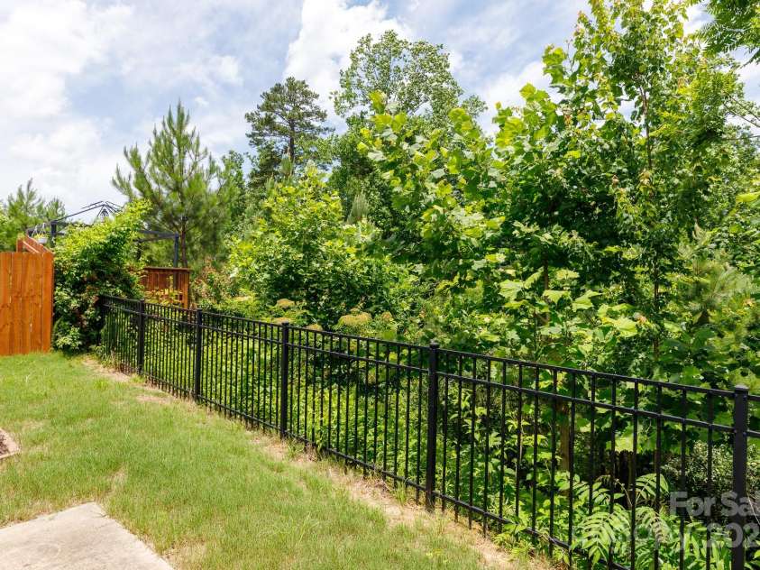 679 Cape Fear Street, Fort Mill, SC 29715.  MLS# CAR4265382, YatesRealty ID 18856. 