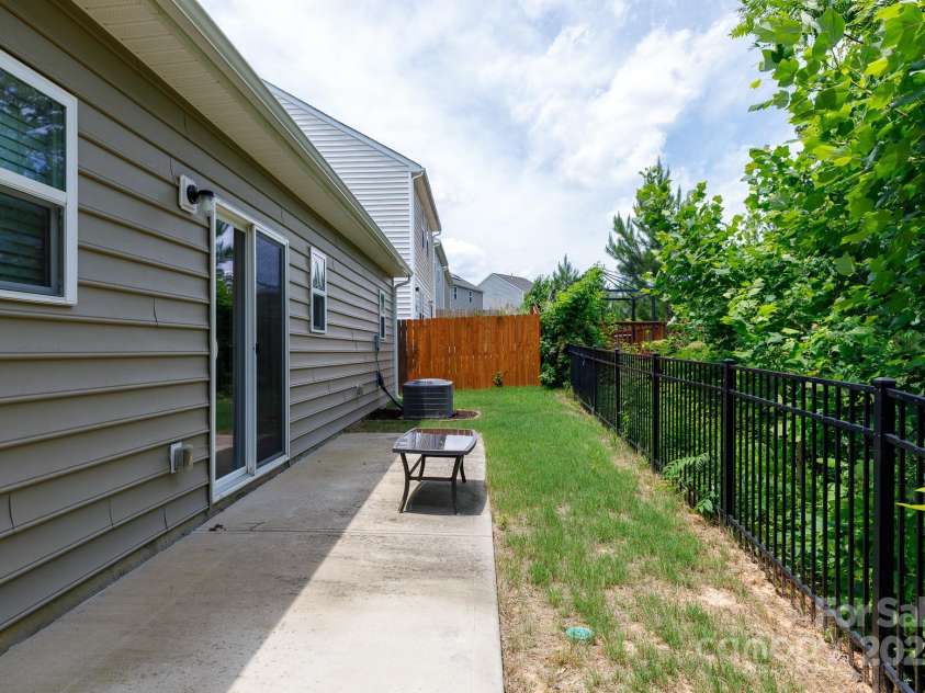679 Cape Fear Street, Fort Mill, SC 29715.  MLS# CAR4265382, YatesRealty ID 18856. 