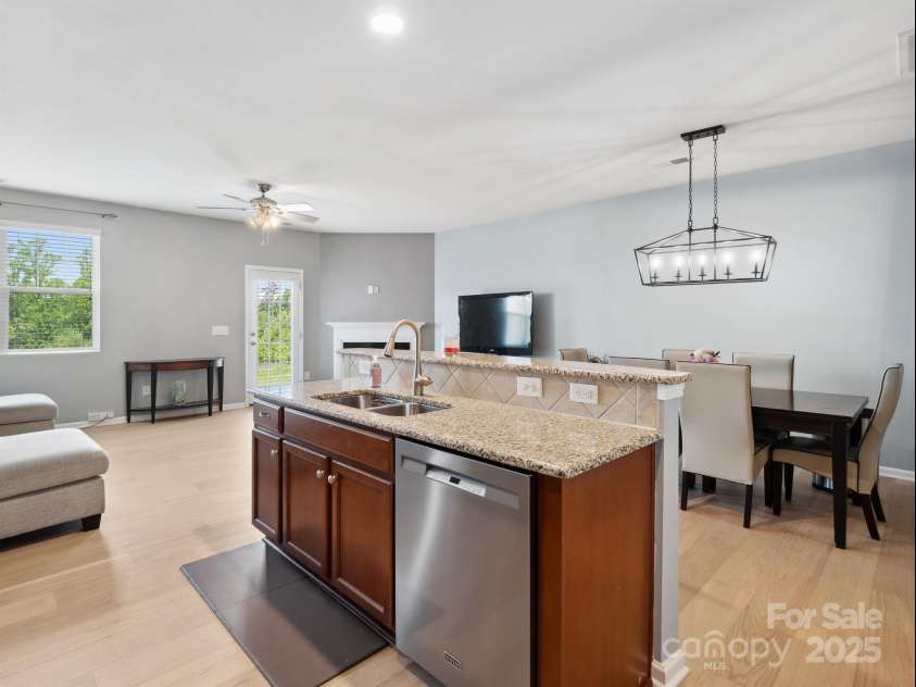 3306 Yarmouth Lane, Gastonia, NC 28056.  MLS# CAR4258230, YatesRealty ID 18857. 