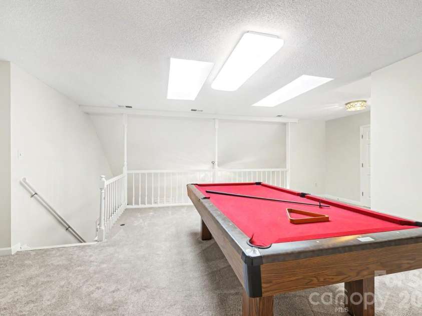 5000 Whitwell Court, Charlotte, NC 28226.  MLS# CAR4359555, YatesRealty ID 18857. 