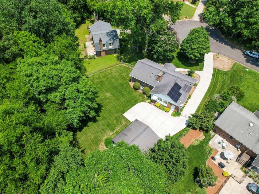 2715 Kennetuck Court, Charlotte, NC 28273.  MLS# CAR4260534, YatesRealty ID 18858. 