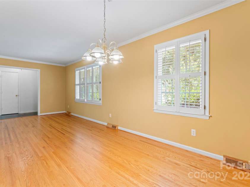 2715 Kennetuck Court, Charlotte, NC 28273.  MLS# CAR4260534, YatesRealty ID 18858. Living/Dining Rooms