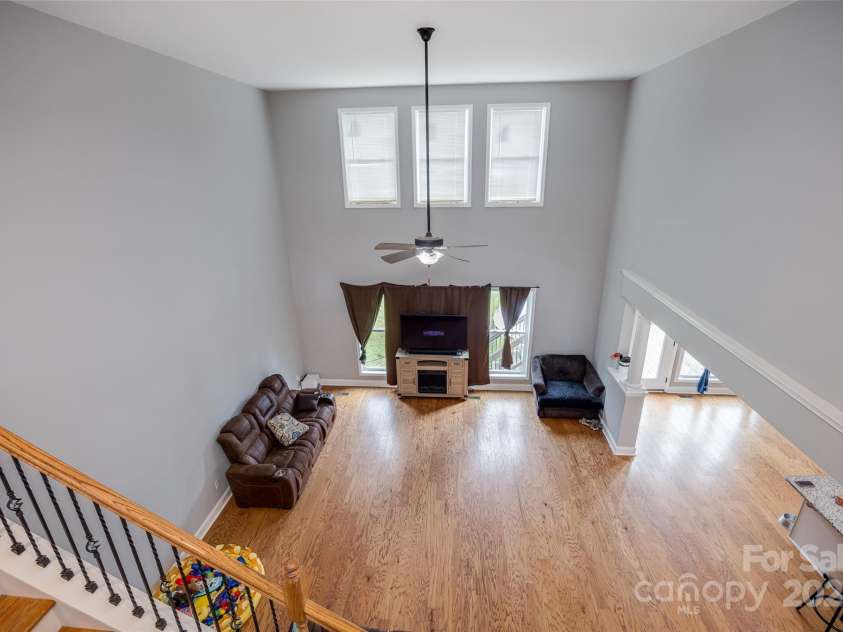 5241 Knopf Drive, Great Falls, SC 29055.  MLS# CAR4291935, YatesRealty ID 1886. 