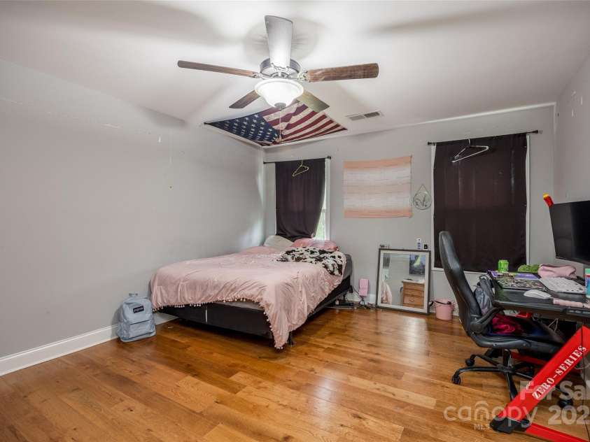 5241 Knopf Drive, Great Falls, SC 29055.  MLS# CAR4291935, YatesRealty ID 1886. 