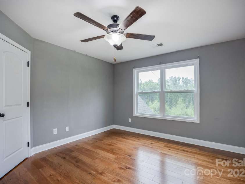 5241 Knopf Drive, Great Falls, SC 29055.  MLS# CAR4291935, YatesRealty ID 1886. 