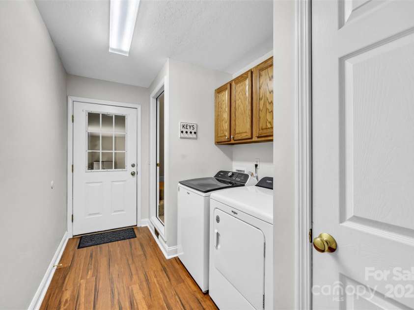 2005 Schofield Place, Salisbury, NC 28144.  MLS# CAR4263855, YatesRealty ID 18860. Laundry