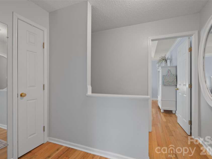 119 Friendly Lane, Asheville, NC 28806.  MLS# CAR4371085, YatesRealty ID 18861. 