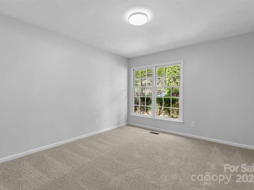 6412 Sullins Road, Charlotte, NC 28214.  MLS# CAR4259755, YatesRealty ID 18861. 