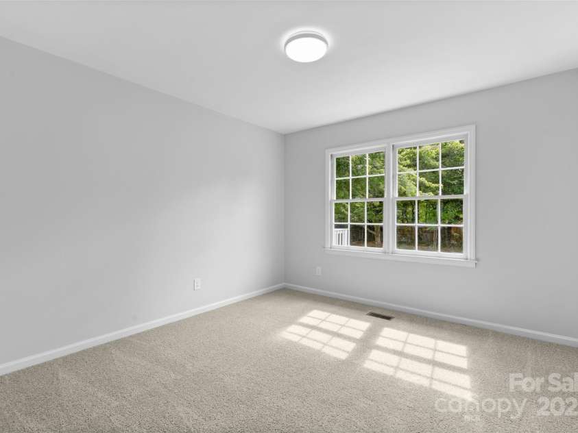 6412 Sullins Road, Charlotte, NC 28214.  MLS# CAR4259755, YatesRealty ID 18861. 