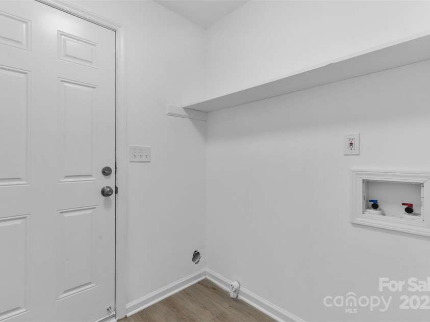 6412 Sullins Road, Charlotte, NC 28214.  MLS# CAR4259755, YatesRealty ID 18861. 