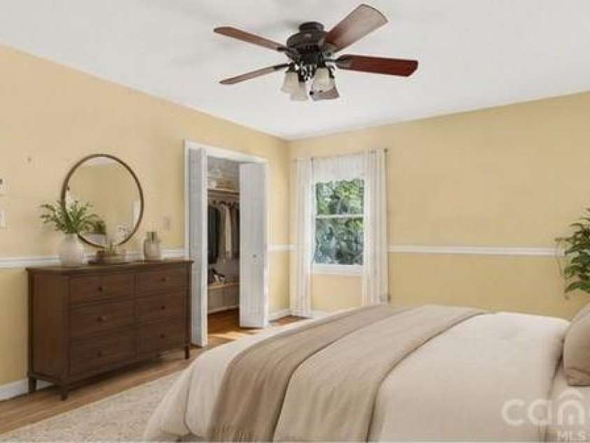 1511 Ormsby Court, Charlotte, NC 28211.  MLS# CAR4372919, YatesRealty ID 18862. Virtually staged