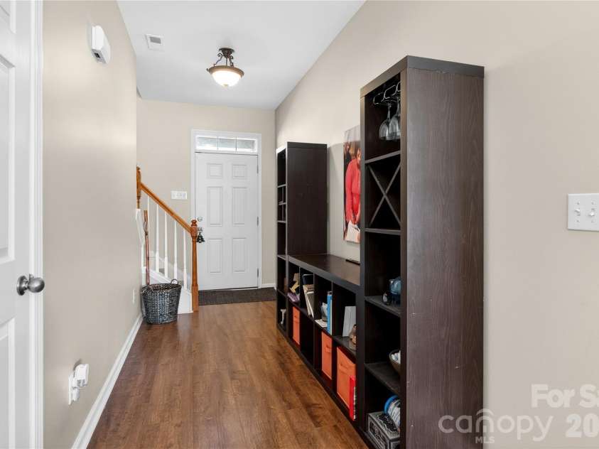 2715 Early Flight Drive, Charlotte, NC 28262.  MLS# CAR4345428, YatesRealty ID 18863. 