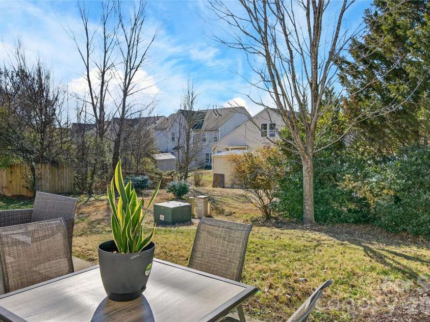 2715 Early Flight Drive, Charlotte, NC 28262.  MLS# CAR4345428, YatesRealty ID 18863. 