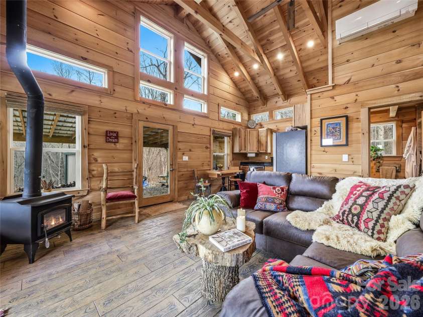 131 White Oak Way, Hot Springs, NC 28743.  MLS# CAR4403627, YatesRealty ID 18864. 