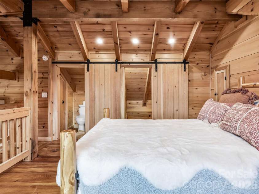 131 White Oak Way, Hot Springs, NC 28743.  MLS# CAR4403627, YatesRealty ID 18864. 