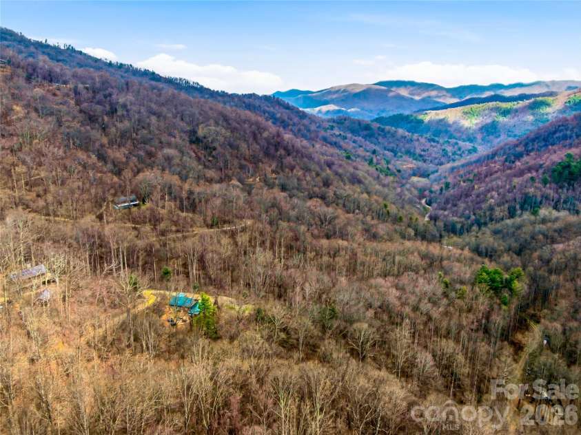 131 White Oak Way, Hot Springs, NC 28743.  MLS# CAR4403627, YatesRealty ID 18864. 