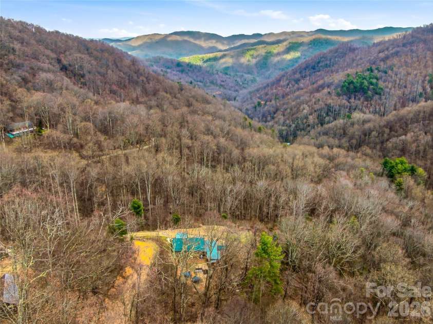 131 White Oak Way, Hot Springs, NC 28743.  MLS# CAR4403627, YatesRealty ID 18864. 