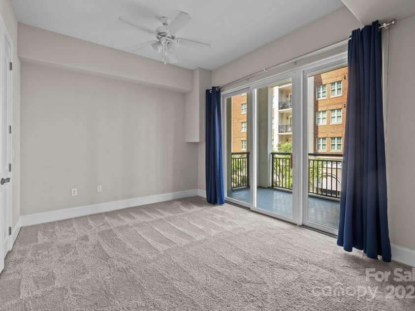 4625 Piedmont Row Drive, Charlotte, NC 28210.  MLS# CAR4275567, YatesRealty ID 18865. 