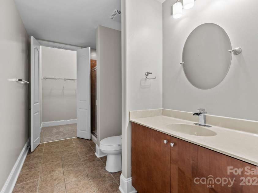 4625 Piedmont Row Drive, Charlotte, NC 28210.  MLS# CAR4275567, YatesRealty ID 18865. 