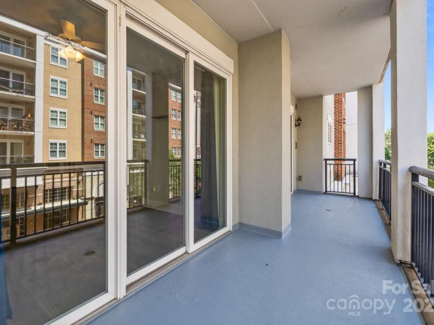 4625 Piedmont Row Drive, Charlotte, NC 28210.  MLS# CAR4275567, YatesRealty ID 18865. 