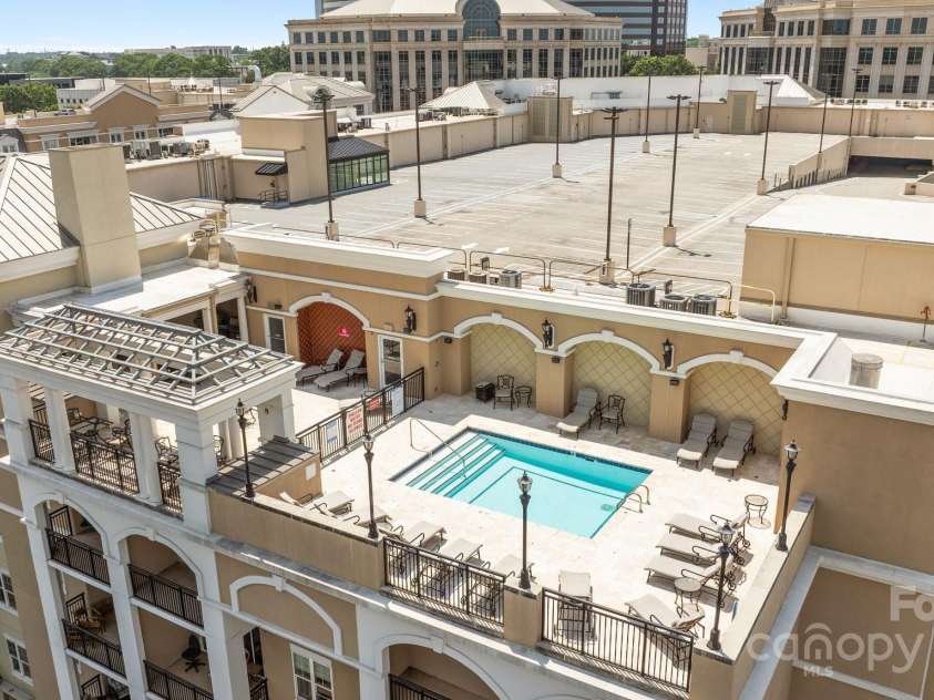 4625 Piedmont Row Drive, Charlotte, NC 28210.  MLS# CAR4275567, YatesRealty ID 18865. 