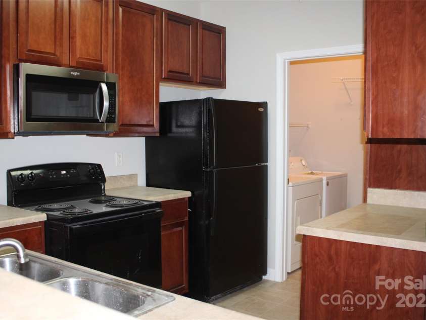 9823 Hyde Glen Court, Charlotte, NC 28262.  MLS# CAR4268137, YatesRealty ID 18866. 