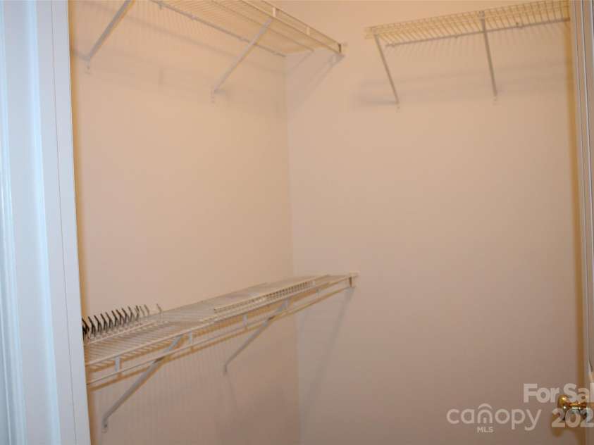 9823 Hyde Glen Court, Charlotte, NC 28262.  MLS# CAR4268137, YatesRealty ID 18866. 