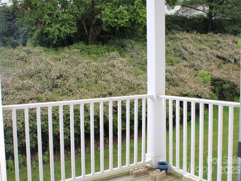 9823 Hyde Glen Court, Charlotte, NC 28262.  MLS# CAR4268137, YatesRealty ID 18866. 