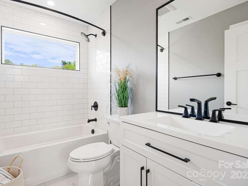 37 Crestview Street, Asheville, NC 28803.  MLS# CAR4238543, YatesRealty ID 18867. 