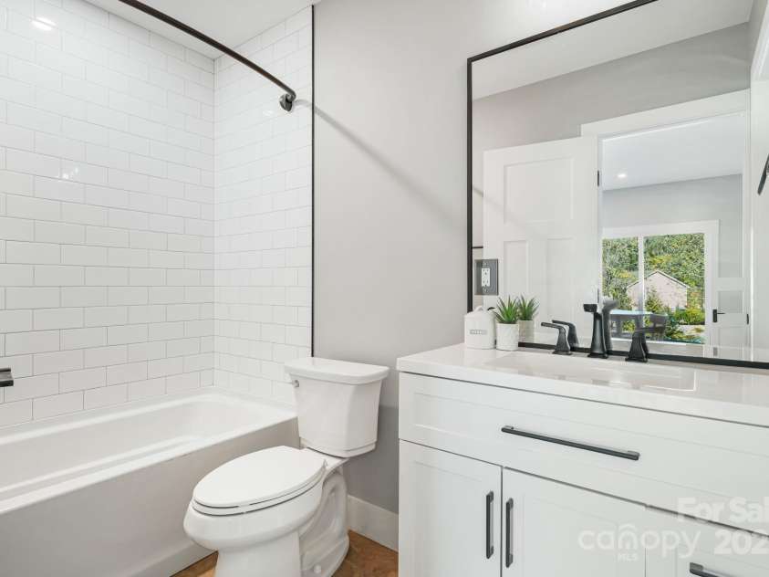 37 Crestview Street, Asheville, NC 28803.  MLS# CAR4238543, YatesRealty ID 18867. 