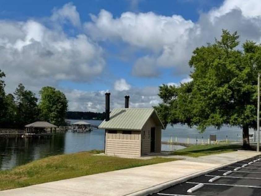 796 Cornelius Road, Mooresville, NC 28117.  MLS# CAR4192360, YatesRealty ID 18868. 