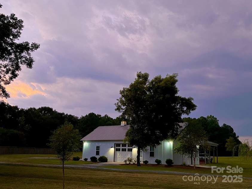 796 Cornelius Road, Mooresville, NC 28117.  MLS# CAR4192360, YatesRealty ID 18868. 