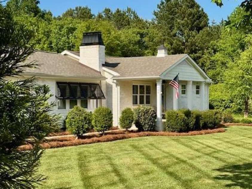 796 Cornelius Road, Mooresville, NC 28117.  MLS# CAR4192360, YatesRealty ID 18868. 