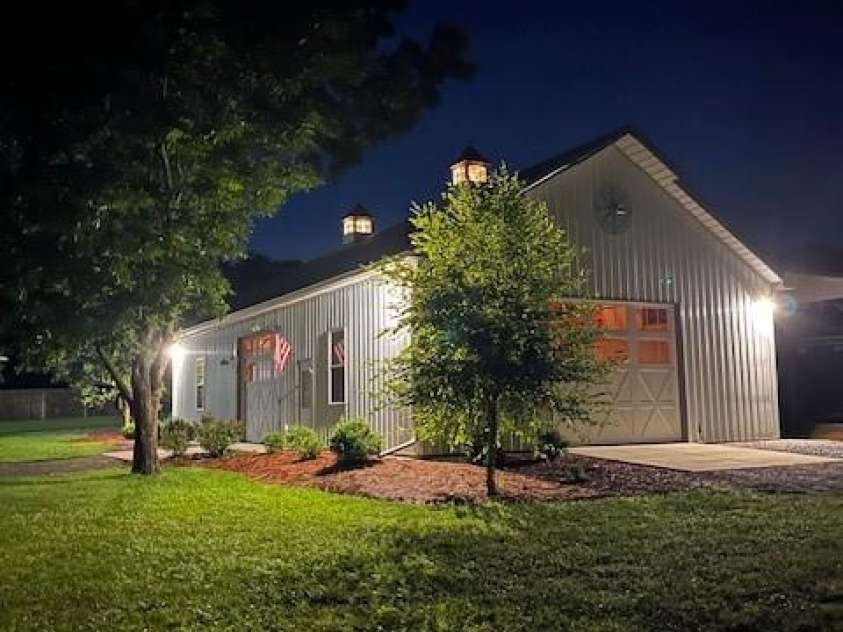 796 Cornelius Road, Mooresville, NC 28117.  MLS# CAR4192360, YatesRealty ID 18868. 