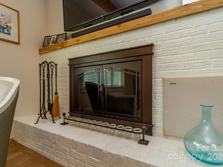 796 Cornelius Road, Mooresville, NC 28117.  MLS# CAR4192360, YatesRealty ID 18868. 