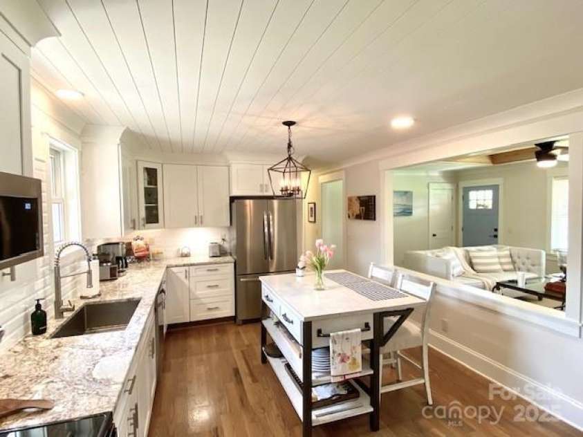 796 Cornelius Road, Mooresville, NC 28117.  MLS# CAR4192360, YatesRealty ID 18868. 