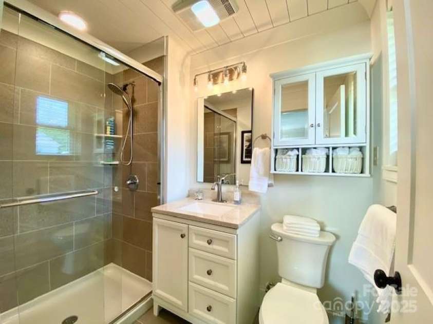 796 Cornelius Road, Mooresville, NC 28117.  MLS# CAR4192360, YatesRealty ID 18868. 