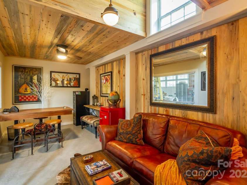 796 Cornelius Road, Mooresville, NC 28117.  MLS# CAR4192360, YatesRealty ID 18868. 