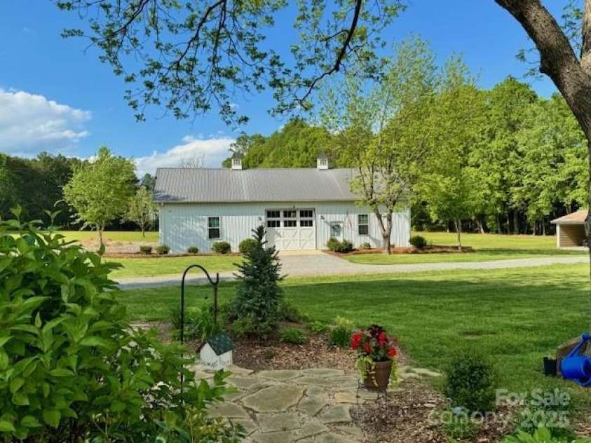796 Cornelius Road, Mooresville, NC 28117.  MLS# CAR4192360, YatesRealty ID 18868. 