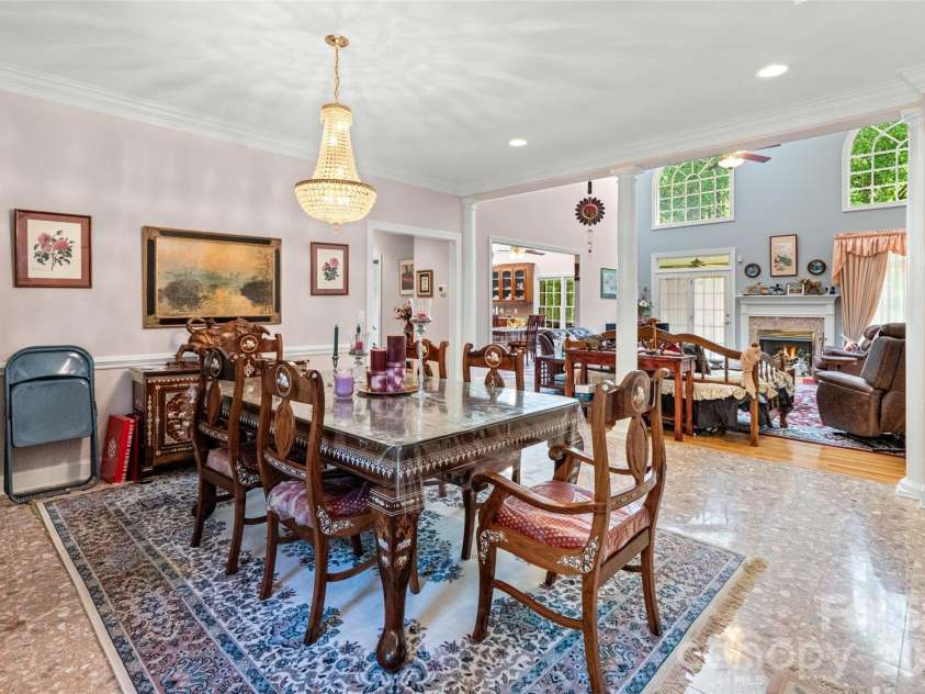 226 Glenview Drive, Salisbury, NC 28147.  MLS# CAR4372164, YatesRealty ID 18870. 