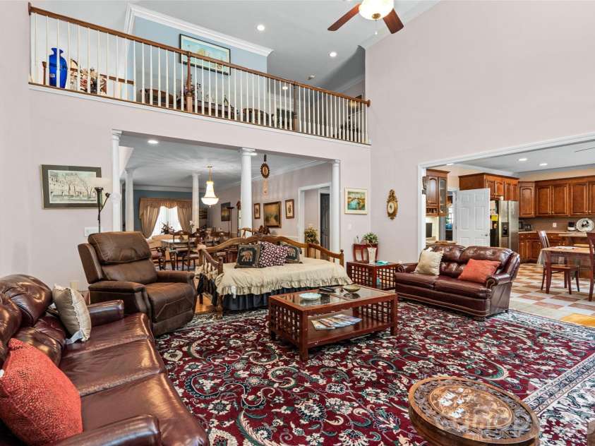226 Glenview Drive, Salisbury, NC 28147.  MLS# CAR4372164, YatesRealty ID 18870. 