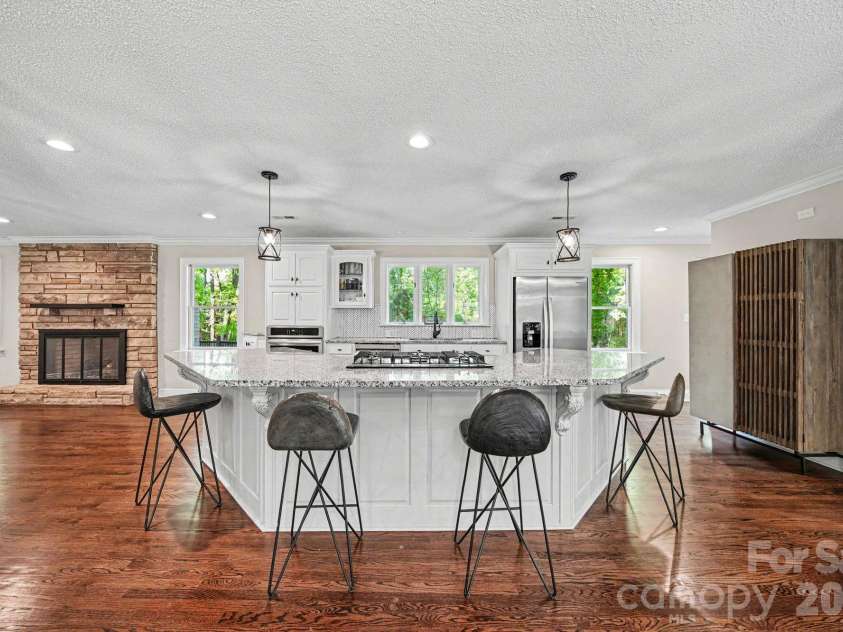 570 Crestside Drive, Concord, NC 28025.  MLS# CAR4362866, YatesRealty ID 18871. 