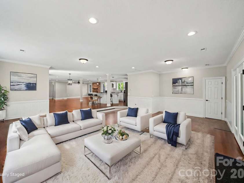 570 Crestside Drive, Concord, NC 28025.  MLS# CAR4362866, YatesRealty ID 18871. 