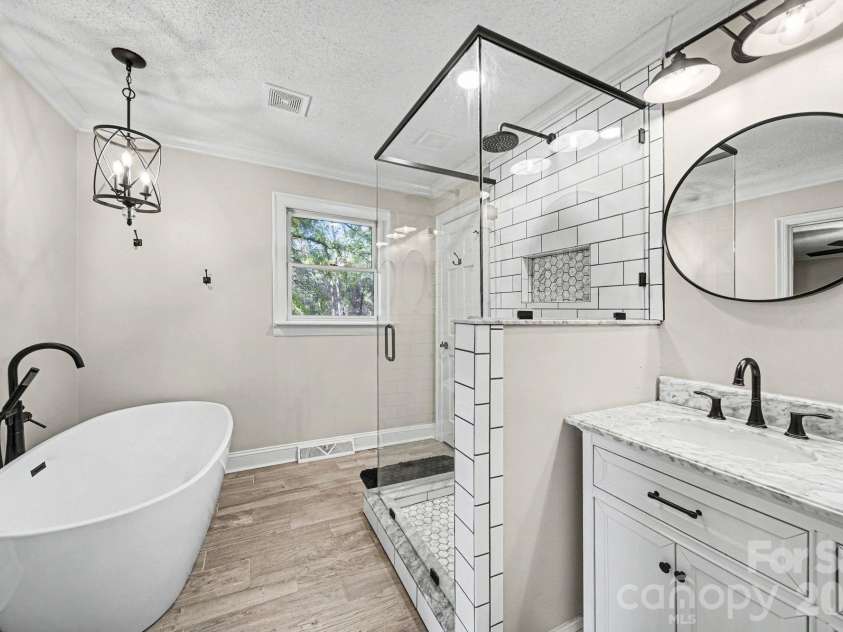 570 Crestside Drive, Concord, NC 28025.  MLS# CAR4362866, YatesRealty ID 18871. 