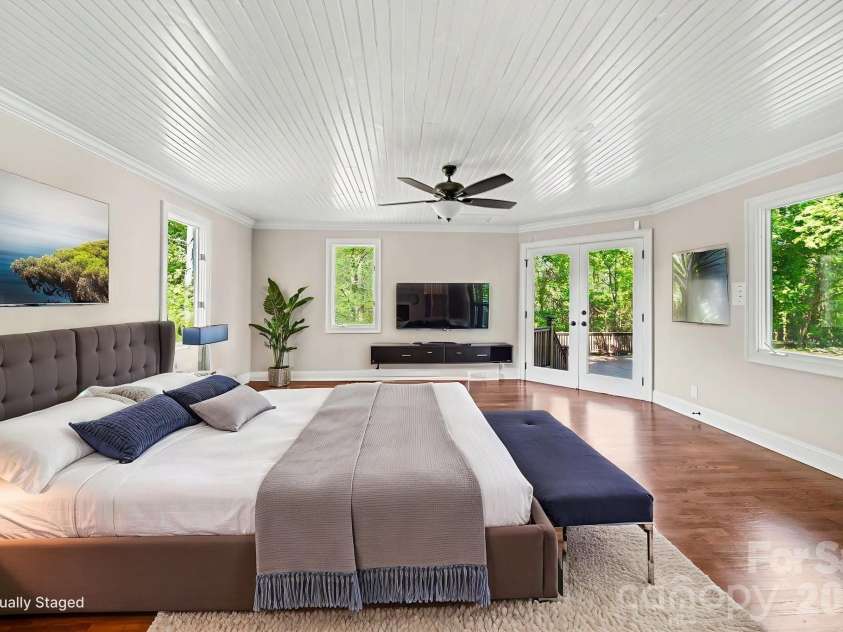 570 Crestside Drive, Concord, NC 28025.  MLS# CAR4362866, YatesRealty ID 18871. 