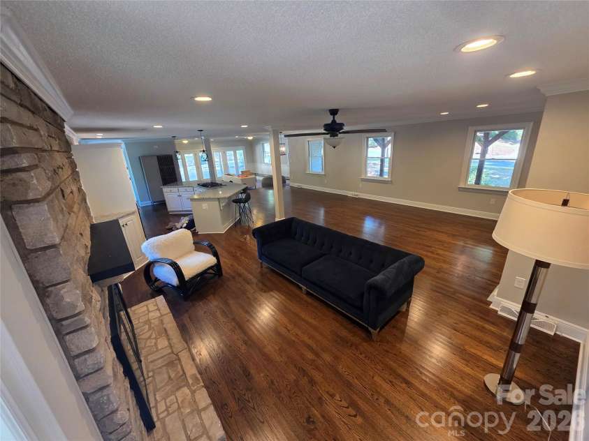 570 Crestside Drive, Concord, NC 28025.  MLS# CAR4433421, YatesRealty ID 18871. 