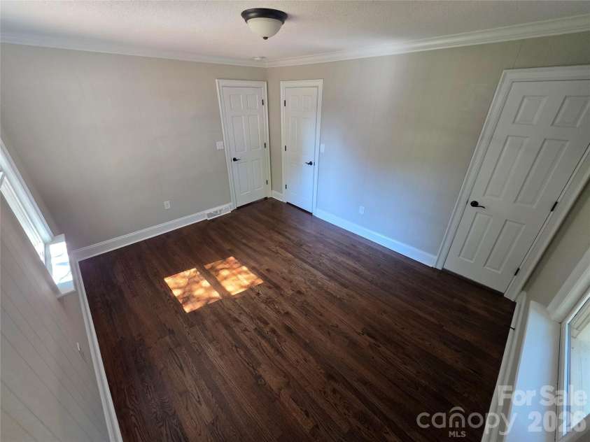 570 Crestside Drive, Concord, NC 28025.  MLS# CAR4433421, YatesRealty ID 18871. 